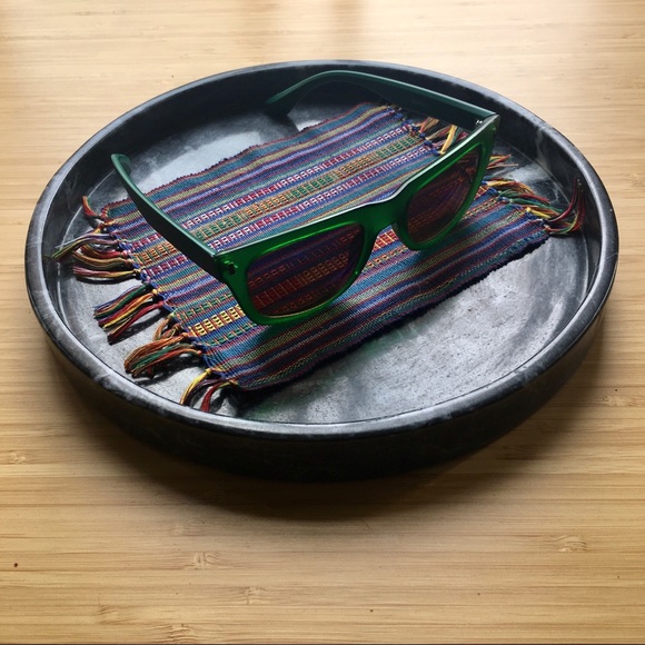 🟣 2/$10 Lot of 3 Sunglasses - Green, Blue, Purple - Picture 12 of 15